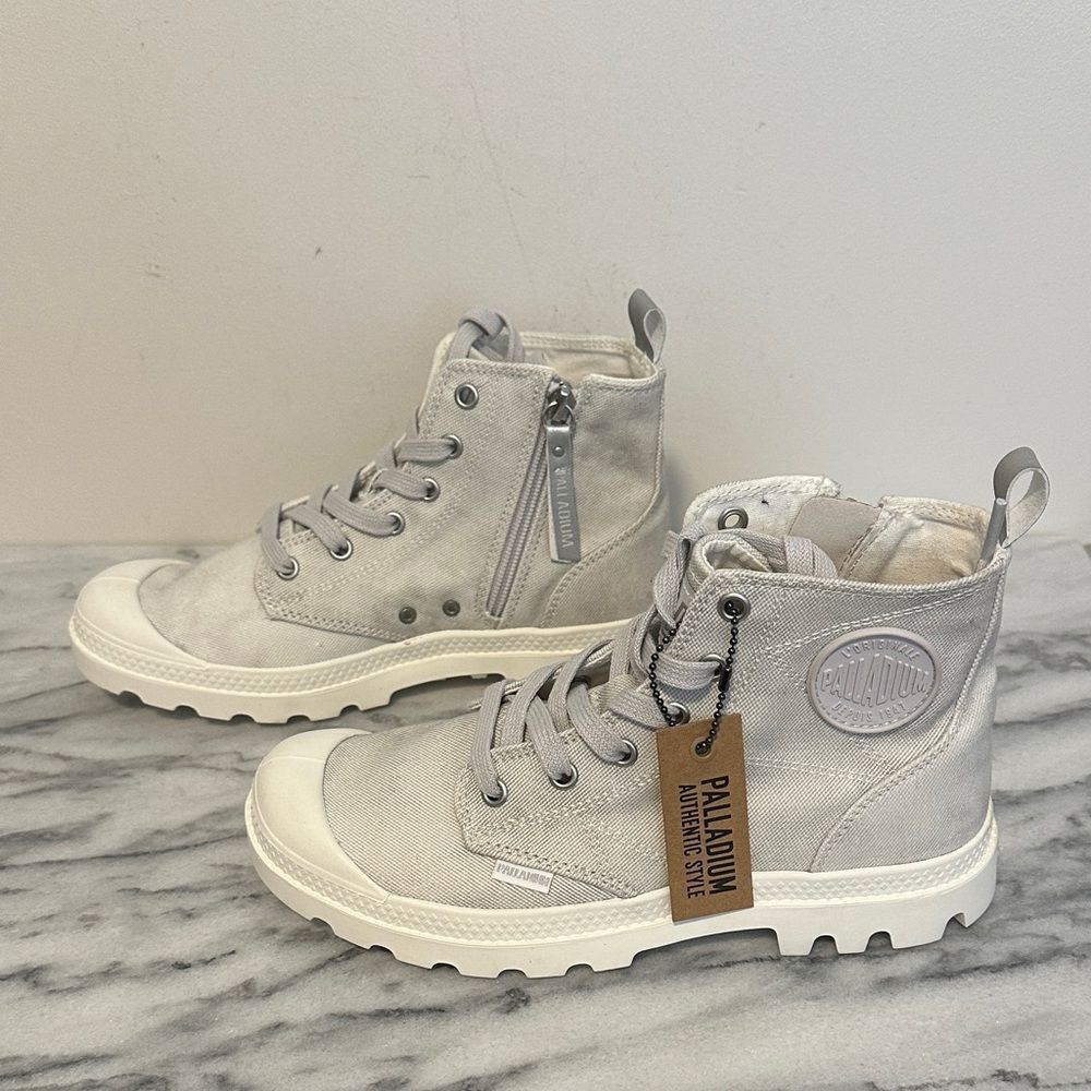 New Palladium pampa lighr Gray High-Top Sneakers women’s sz 7 NWT - Picture 2 of 12